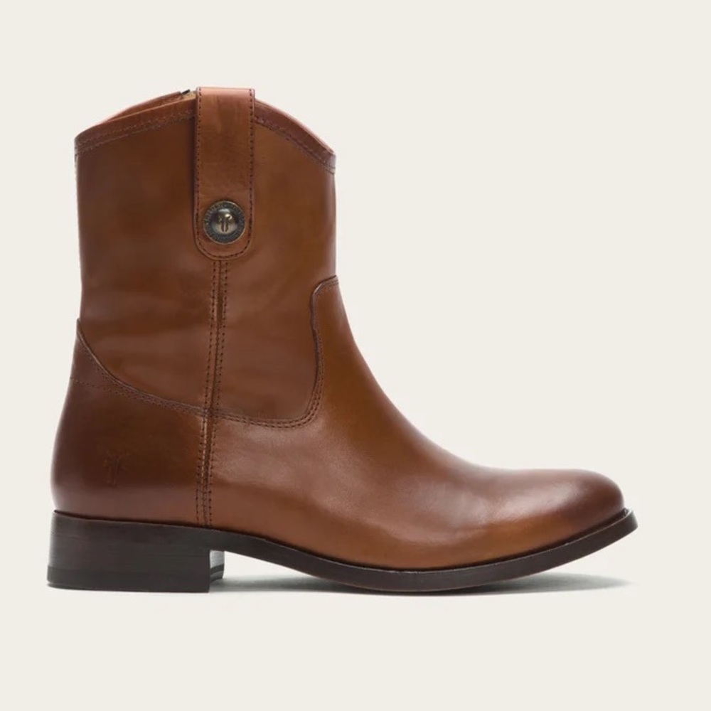 FRYE | Vegan Leather Melissa Button Short Cognac 5